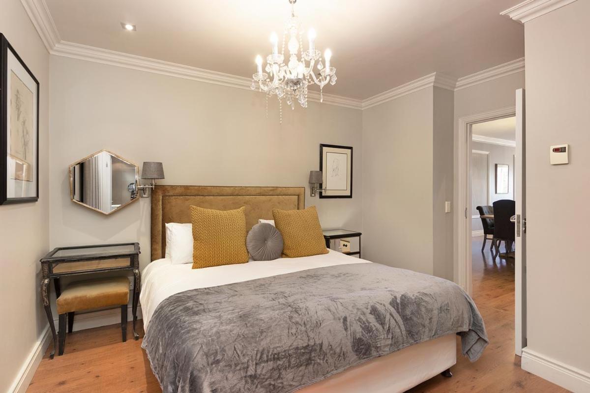 Cape Royale Luxury Apartments By Stay In Luxury Cape Town Exterior photo